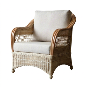 Fauteuil à bascule en rotin tressé en feuilles de palmier, design traditionnel, écologique et durable, avec coussin, pour hôtel, patio, salon - Product Image 1