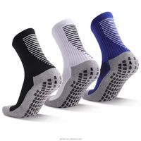 Vente en gros Chaussettes antidérapantes pour le football, le sport et le grip Chaussettes au design personnalisé
