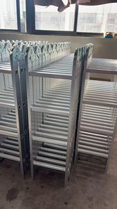 Escalera Plegable Multiusos de Aluminio de Alta Resistencia de 12 Peldaños y 3.7 m, Capacidad de Carga de 150 kg, para Uso en Almacenes y Construcción en Exteriores - Product Image 3