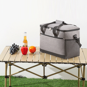 Venta al por mayor de bolsas térmicas para entrega de alimentos, bolsas refrigeradoras de gran capacidad para acampar al aire libre, bolsa refrigeradora aislada para Picnic con correas/ - Product Image 2