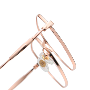 <span class=keywords><strong>Gafas</strong></span> <span class=keywords><strong>de</strong></span> Titanio Beta Flex <span class=keywords><strong>para</strong></span> <span class=keywords><strong>Hombre</strong></span>, Montura Completa, Suspensión Total, Titanio Puro IP, Color Gris Metálico, <span class=keywords><strong>Gafas</strong></span> Ópticas, Montura <span class=keywords><strong>de</strong></span> Bicicleta - Product Image 5