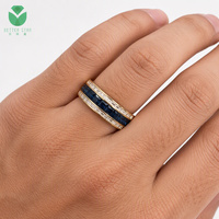 Better Star 14K Gold Luxus IGI-Zertifizierter Breiter Eternity-Ring mit Princess-Cut Labor-Saphir und Baguette-Labor-Diamanten Herren-Ehering