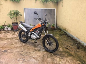 Motocicleta Todoterreno YAMAHA XG250 de 250cc, Motocicleta de Gasolina para Montaña - Product Image 1