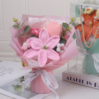 Bouquet de petites fleurs artificielles en tricot et crochet, style tulipe et lotus, faites à la main, modernes et créatives, pour la Saint-Valentin, la fête des pères et autres occasions.