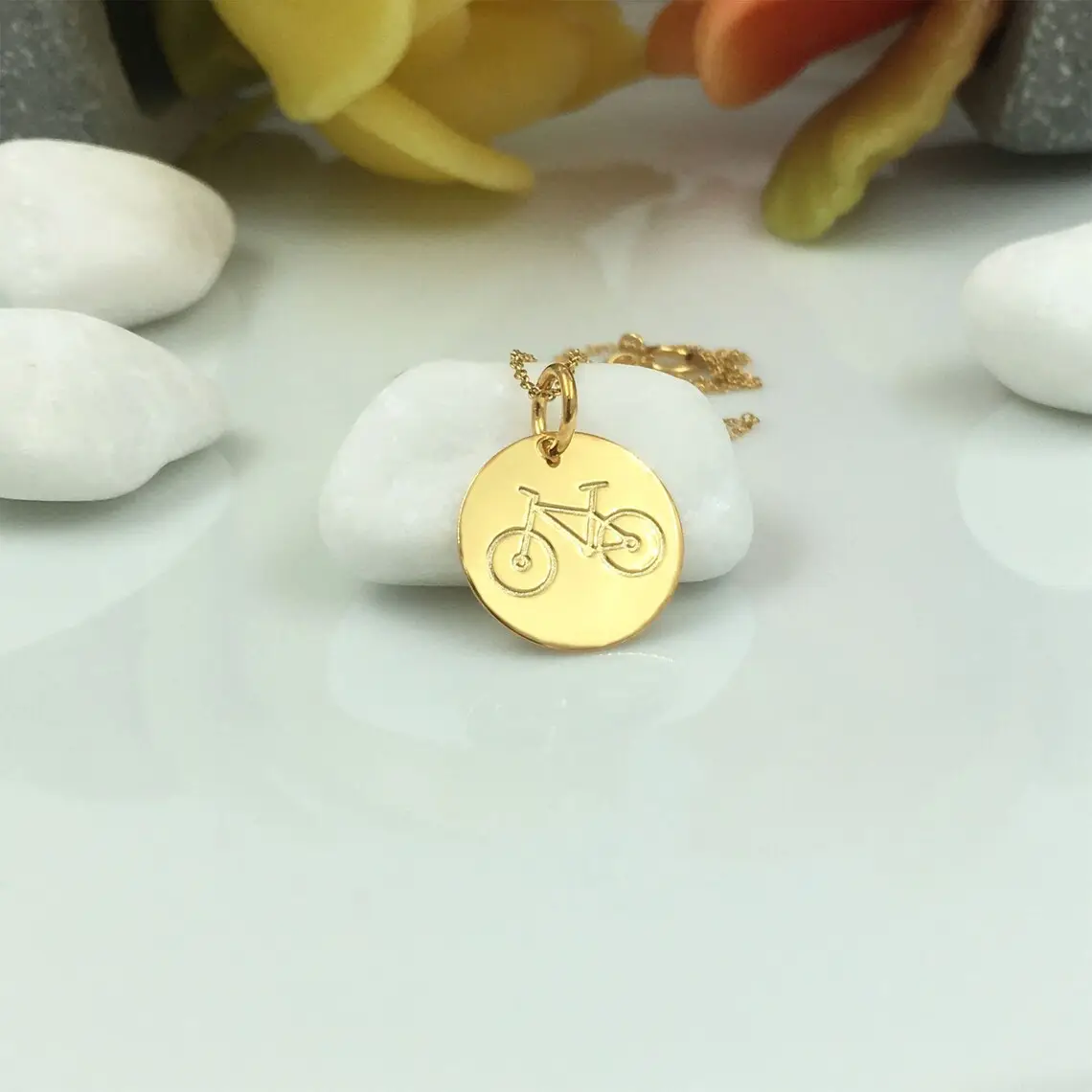 قلادة حقيقية محفورة بالذهب الصلب عيار 18 قيراط شخصية للدراجات القديمة سحر مجوهرات دراجة قلادة ميدالية