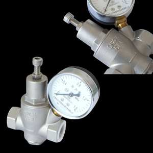 Vanne <span class=keywords><strong>de</strong></span> réduction <span class=keywords><strong>de</strong></span> <span class=keywords><strong>pression</strong></span> à commande pilote Yod Custom SS Fitting DN56, extrémité filetée, SS304, régulateur industriel avec manomètre antichoc - Product Image 3