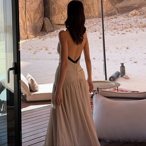 Vestido Maxi Premium Personalizado al por Mayor para Mujer, con Escote en V Profundo, Plisado, Sin Espalda, Suave, Sexy, Sin Mangas, con Volantes, para Fiesta de Noche, Estilo Patchwork - Product Image 2