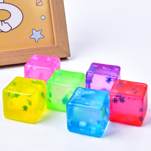 Balle anti-stress cube de glace colorée, cube sensoriel, jouets moelleux, flocons de neige, balle à presser en maltose pour garçons et filles - Product Image 5