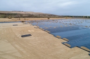 Fish Farm Pond <strong>Liner</strong> Waterproof Geomembrane HDPE <strong>Liner</strong> Manufacturer 1mm HDPE Geomembrane For Ponds - Product Image 2