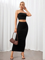 Ensembles de robes ajustées séduisantes et élégantes pour le printemps et l'été, associés à des hauts sans manches et des tenues pour femmes. ODM OEM