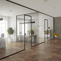 Cloison de bureau en verre sans cadre moderne, isolation acoustique, résistance au feu, taille personnalisée, verre de sécurité panoramique trempé