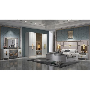 Ensemble de chambre à coucher moderne de luxe en bois personnalisé avec lit extensible King/<span class=keywords><strong>Queen</strong></span> Size et rangements pour hôtels, fermes, appartements et villas - Product Image 3
