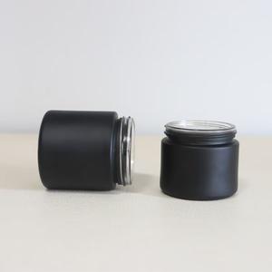 2oz 3oz 4oz petits pots de 3.5g en verre noir mat avec couvercles à vis-étiquettes holographiques personnalisées autocollants - Product Image 4