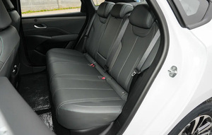 RIDEVER Sedán Eléctrico Blanco Qin Plus EV, Vehículo de Nueva Energía, Automóvil de Cuatro Puertas para Viajes Urbanos - Product Image 5