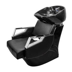 Unidad de lavado de cabello para salón de belleza con lavacabezas inclinable de cerámica y asiento ajustable - Product Image 2