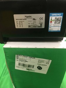 Moteur servo série BMH1402P16A2A, 18,5 Nm, 4000 tr/min, IP54, arbre à clavette, encodeur absolu, PLC - Product Image 2