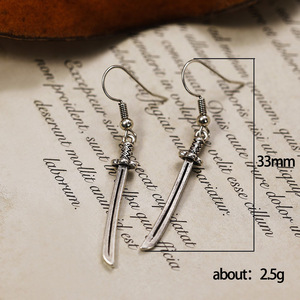 Orecchini Pendenti Lunghi a Forma di Lama Gotica per Uomo, Accessori di Moda in Stile Dark - Product Image 5
