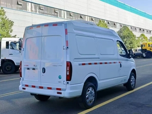 Camioneta Refrigerada SAIC MAXUS con Transmisión Automática y Manual para el Transporte de Alimentos Congelados y Logística de Cadena de Frío - Product Image 4