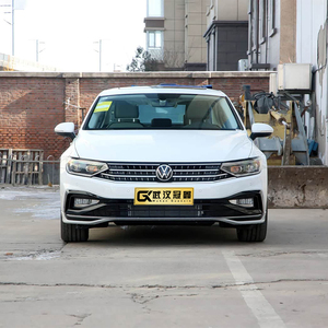 Voitures d'occasion berline Volkswagen Magotan avec boîte automatique essence conduite à gauche modèle 2023-2025 prête à être expédiée <span class=keywords><strong>prix</strong></span> de gros avantageux - Product Image 2
