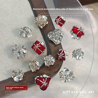 Ornement d'ongles en forme de papillon coloré, pavé d'or et de strass, super brillant, couleur champagne, rouge vif, cœur tortueux à angle droit