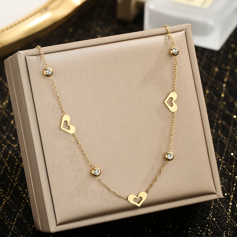 heart necklace