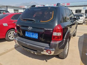 Hyundai Tucson 2009 Édition Fashion 2.0L Essence Manuelle 2RM Conduite à Gauche Euro 4 <span class=keywords><strong>Voiture</strong></span> d'occasion Toit ouvrant Jantes en alliage - Product Image 6
