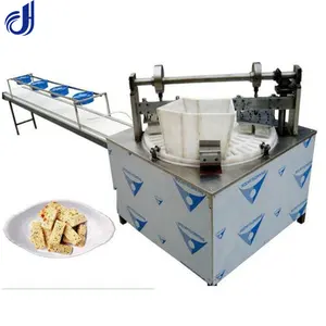 Easy operate Cereal Bar Cutting Forming Machine Rice Cake Making Equipment