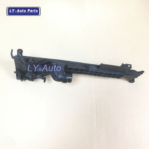 <span class=keywords><strong>Soporte</strong></span> de placa de montaje de tanque de expansión de radiador de transmisión automática 17113400017 para BMW E83 X3 2.5L 3.0L - Product Image 2