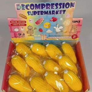 Juguetes Antiestrés de Frutas y Verduras al por Mayor de Fábrica: Maíz, Fresa, Juguetes de Descompresión con Harina - Product Image 1