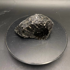 หินออบซิเดียนสีดำธรรมชาติแบบดิบ สำหรับแกะสลักและตัดเป็นวัสดุตกแต่งเพื่อศิลปะฮวงจุ้ยและของสะสม - Product Image 2