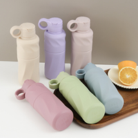 Bouteille de voyage pliable en silicone, design classique, sans BPA, anti-fuite, avec paille rabattable, boucle de transport, logo personnalisé, couleurs macaron pastel