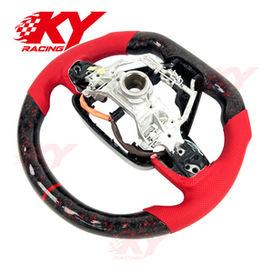 Volant sport en fibre de carbone forgée avec LED personnalisées pour Toyota Camry SE XSE LE XLE GR TRD Crown RS Avalon Corolla 2018-2025 - Product Image 4