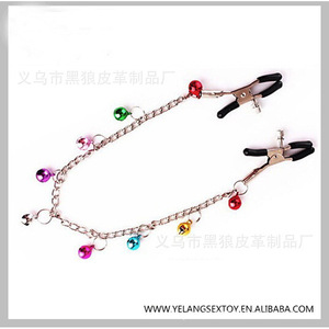 Pinces à tétons sexy avec breloques en forme de cœur, jouet pour adultes en métal, pince à seins érotique, couleur argent, origine Yiwu - Product Image 2