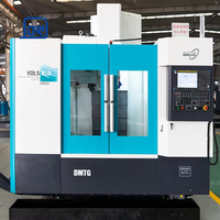 Centre d'usinage vertical CNC VMC650 à 3 axes de Taïwan, machine de fraisage CNC VMC à 4/3 axes