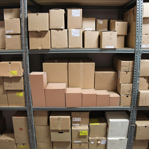 Usine en gros personnalisé imprimé réutilisable rigide Tuck Box Kraft boîte d'expédition 200 LB Test ondulé boîte d'<span class=keywords><strong>emballage</strong></span> - Product Image 5