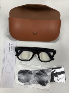 Nouvelles lunettes intelligentes MT5 ULTRA AI 2026 avec caméra 8MP, étui de chargement, WiFi6, appels Bluetooth, <span class=keywords><strong>traduction</strong></span> IA et commande vocale - Product Image 4