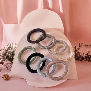 Chouchous élégants et minimalistes de couleur unie, élastiques à haute élasticité pour filles et femmes, accessoires de cheveux simples et tendance - Product Image 3