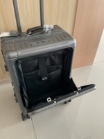 Valise multifonctionnelle unisexe en PC de 20 pouces, design simple et moderne, avec serrure TSA et roulettes à 360 degrés