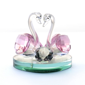 Thanksgiving Day Gifts for Teachers: 5 Thoughtful Crystal Swan Options