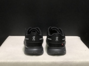 Cloud 6 scarpe da passeggio alte da uomo e da donna con lacci sportivi traspiranti con soletta in PVC in gomma per la stagione invernale - Product Image 6
