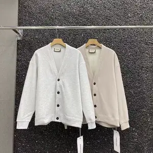 Nueva moda con cuello en V Estilo Vintage personalizado esencial algodón orgánico botón cardigan sudadera para hombres