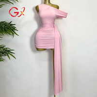 GX0130 Nouvelle Collection Été 2025 – Robe Mini Sexy Sans Manches à Col Asymétrique pour Femme – Élégante Robe de Soirée