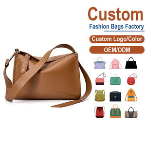 Bolsos de Cuero de Diseño de Lujo – Bolso Cruzado de Cuero Genuino Negro para Mujer con Correa Ancha y Cierre de Cremallera, Personalizado Directo de Fábrica - Product Image 1