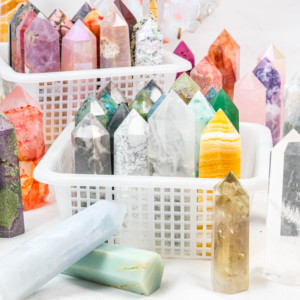 Puntas de Cristal de Cuarzo Rosa Natural en Oferta, Piedras Curativas, Torre de Cristal con Diseño Grabado con Láser para Decoración <span class=keywords><strong>del</strong></span> Hogar - Product Image 5