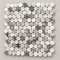 Mosaïque en marbre naturel Milas Lilac, motif crayon, pierre veinée blanche, design linéaire pour mur de salle de bain et crédence de cuisine