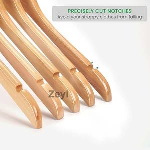 Logo personnalisé Cintres en bois massif de qualité supérieure pour femme au foyer Porte-vêtements antidérapants à épaules larges pour usage quotidien - Product Image 2