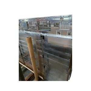 Services d'usinage CNC pour pièces en aluminium moulé, en fonte, en acier inoxydable avec perçage et fabrication sur mesure - Product Image 3