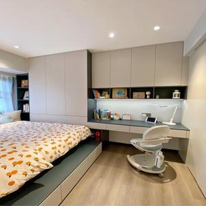 Letto Tatami Moderno con Contenitore Nascosto e Armadio Integrato su Misura per Soggiorni Urbani Compatti - Product Image 1