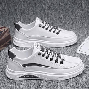 Men's Shoes New White <b>Sneakers</b> High quality Sports and Casual Skateboard Shoes Trendy and Versatile Leather Flat Men's Shoes - Product Image 4