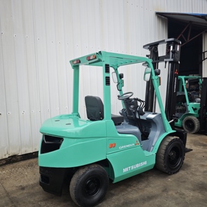 รถยกมิตซูบิชิ 30 ตัน 3 ตัน ยกสูง 4.5 เมตร แบบ 3 ตอน เครื่องยนต์ดีเซล - Product Image 2